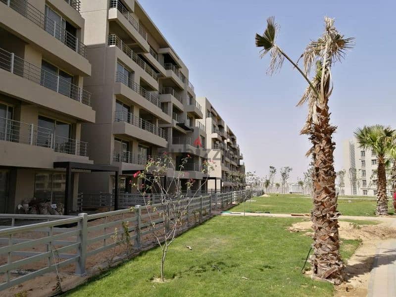 For resale 240m apartment in palm hills new Cairo 21