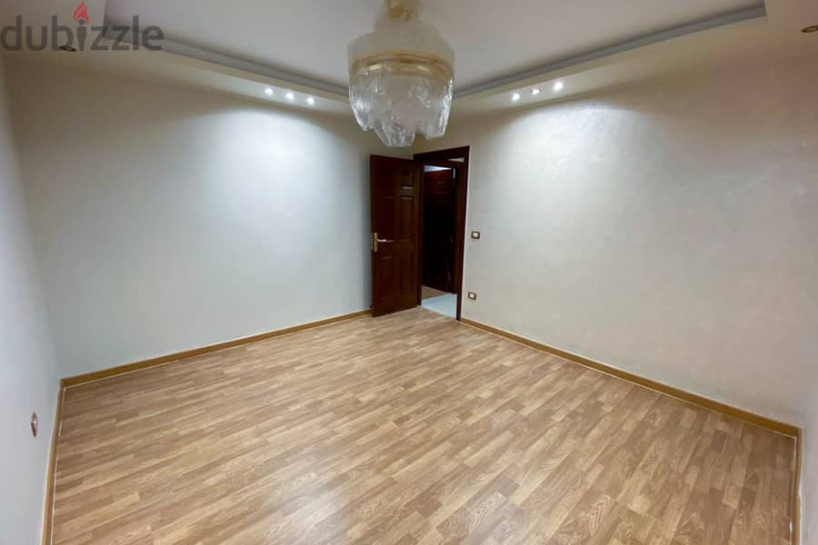 شقة للبيع 185م كامب شيزار شارع احمد قمحة (فيو مفتوح) 11