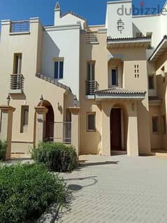 TOWN HOUSE FOR SALE IN UPTOWN CAIRO