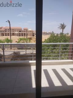 For sale    hyde Park    : Town House (massonite)middle   Bua : 160 m  Land: 160 m