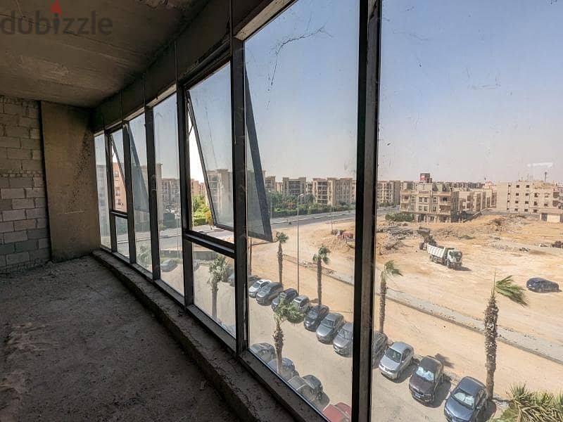 Prime location office 174m in New Cairo for sale 2
