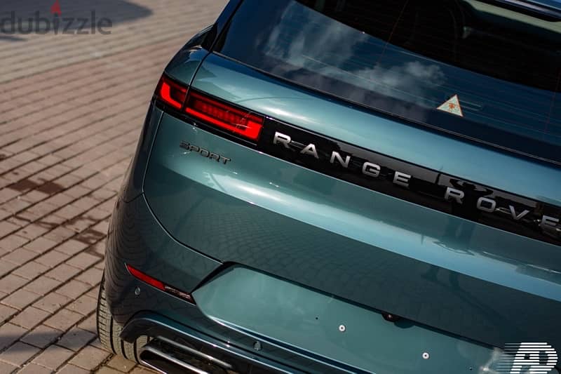 2023 Range Rover Sport P-440e Petrol Plug-in Hybrid 7