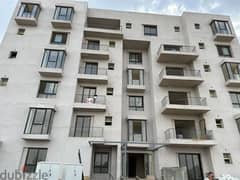 For Sale Apartment  Ground + Garden 3 Bedrooms In O West - Sheikh Zayed