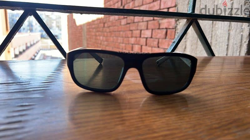 Louis Vuitton sunglasses black and white authentic  unisex 0