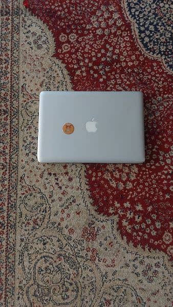 بحاله جيده جدا 
MacBook Pro 2012 
هارد 500 جيجا  + هارد 120 SSD 3