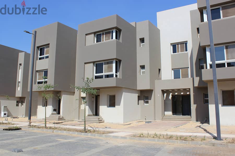 Immediate delivery villa from ETABA in the heart of Sheikh Zayed for 10,998,000 cash and the rest in installments over the longest payment period 5
