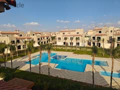 Twin house for sale in El Patio Prime Compound, immediate receipt, view on the pool, 289 m