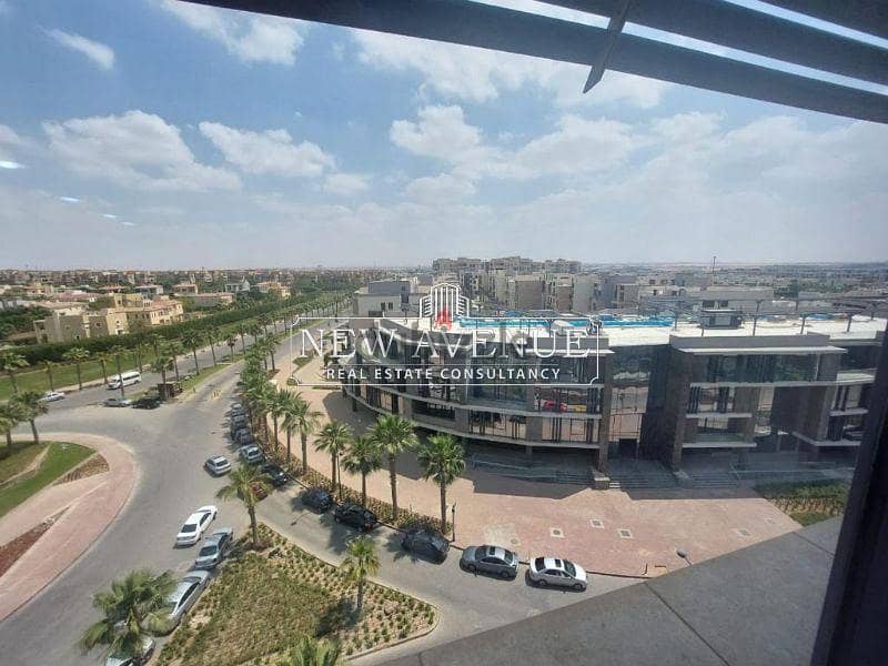 مكتب إداري 340م تشطيب كامل للبيع في الشيخ زايد 9