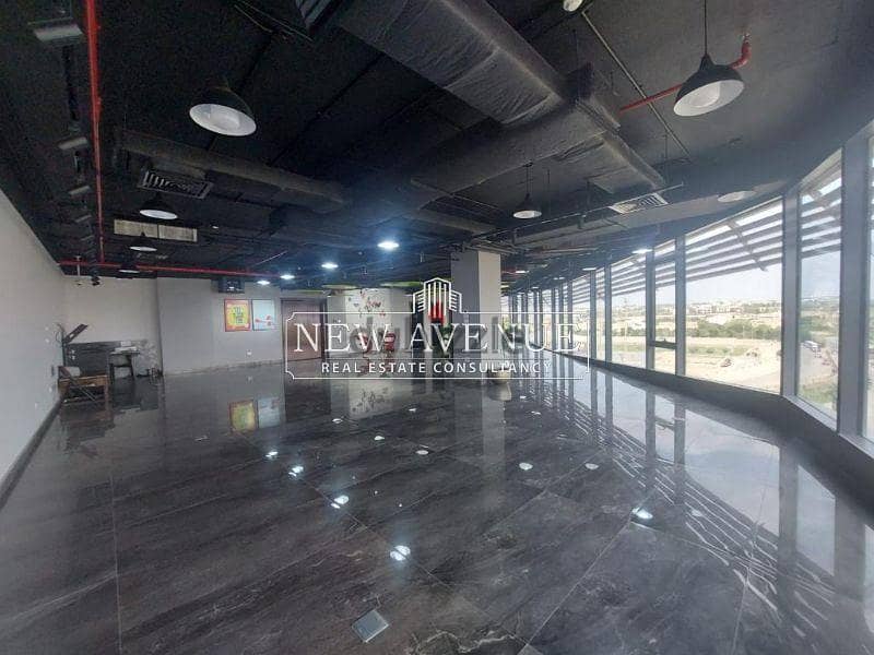 office 340 Sq. m fully finished for sale in shikh Zayed. 11