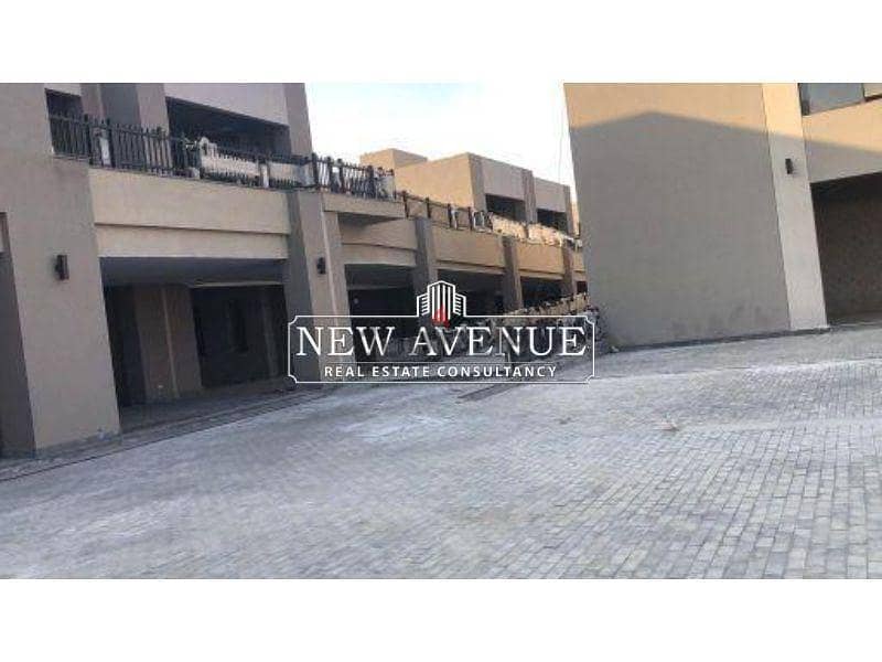 Retail| for sale in front of El-Ahly sporting club 6