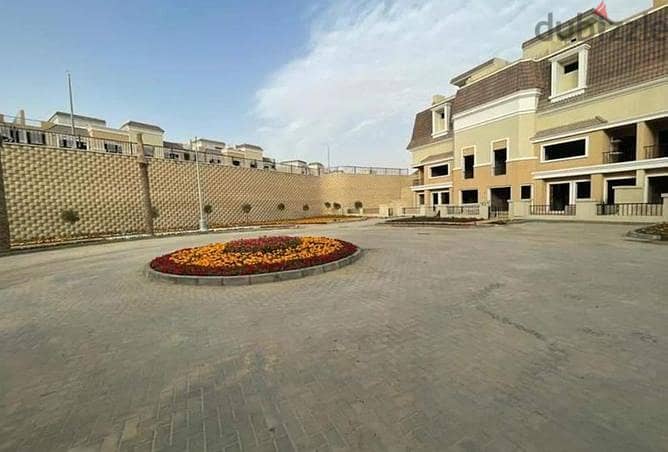 Under market price Loft with Roof for sale at Sarai  with Down Payment : 850,000 EGP 9