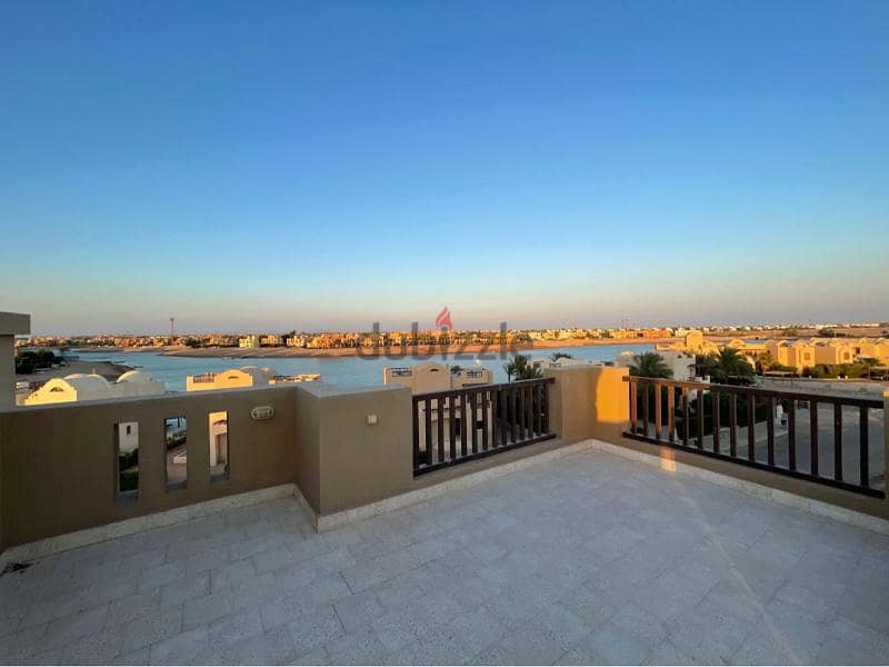 Roof chalet prime location in water side Gouna 3