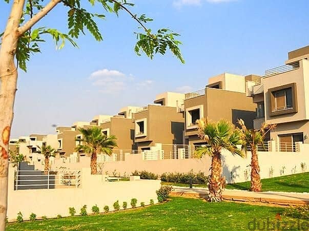 Ground with Garden Apartment for Sale with Prime Location on the Pool with Down Payment and Installments 8