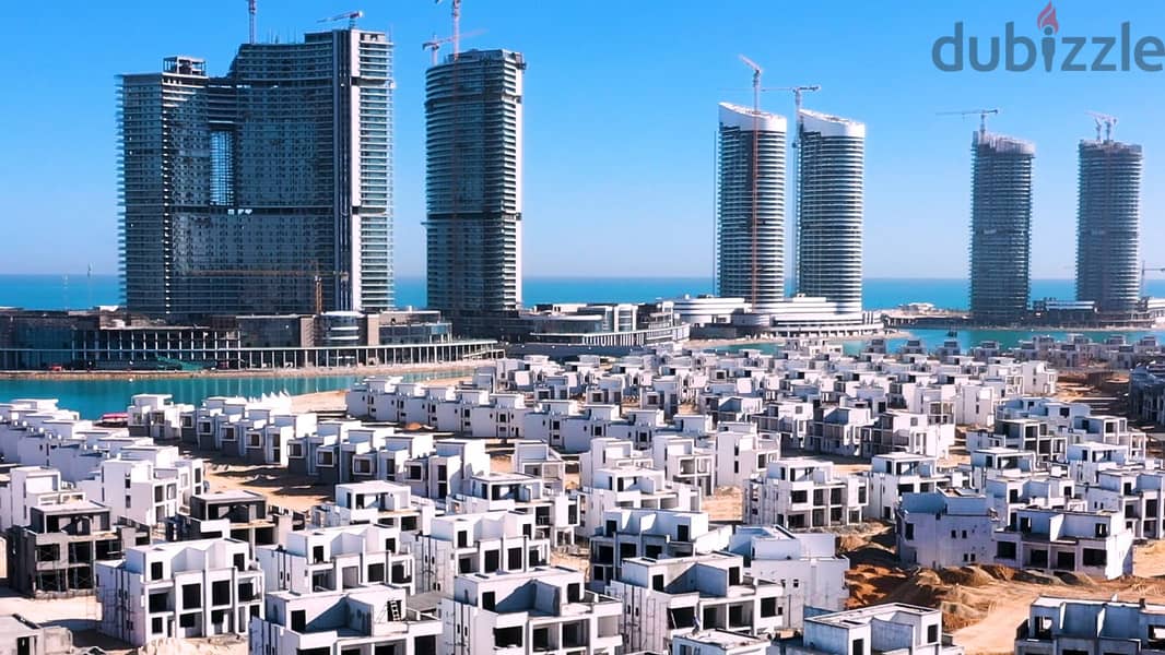 dublex 340sqm for sale in Alamein Tower north coast Panoramic view of the sea and lake, one year receipt. . . . . . . . . . . . . . . . . . . . . . . . . . . . . . . . . . . . . . . . . . . . . . 4