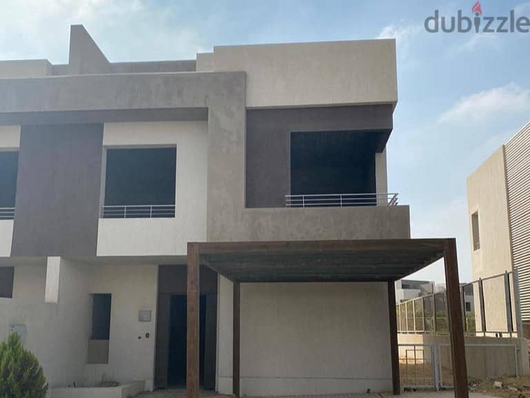 Townhouse for Sale with Prime location Open view to greenery in Palm Hills New Cairo with Down Payment and installments till 2032 4