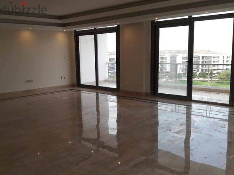 Apartment for sale in the Fifth Settlement, on the landscape, in the Taj City Compound, directly in front of the airport, along Al Thawra Street 2