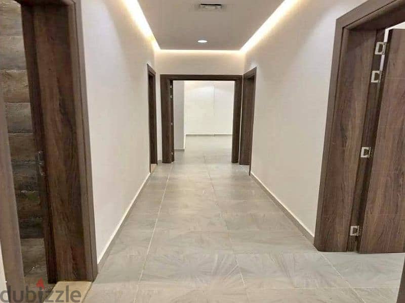 Apartment for sale in the Fifth Settlement, on the landscape, in the Taj City Compound, directly in front of the airport, along Al Thawra Street 12