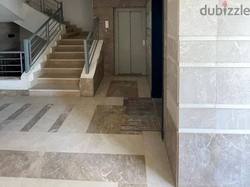 Apartment for sale in the Fifth Settlement, on the landscape, in the Taj City Compound, directly in front of the airport, along Al Thawra Street 14