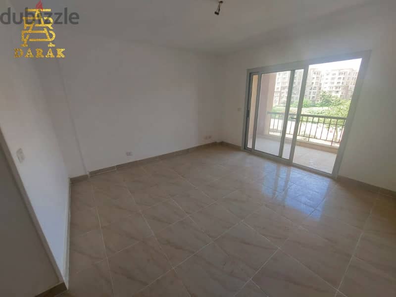 Apartment for sale in Madinaty, 200 square meters with an unobstructed open view in B8, near services. 11