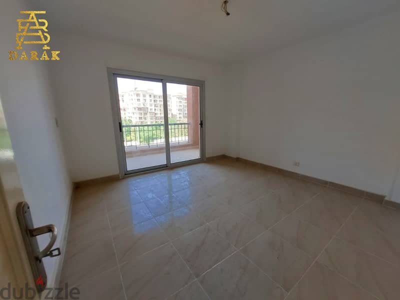 Apartment for sale in Madinaty, 200 square meters with an unobstructed open view in B8, near services. 12
