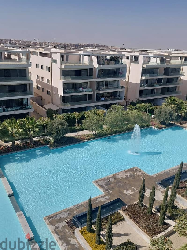 Amazing apartment For Sale in Lake view residence - New Cairo (Lowest price in market) 6