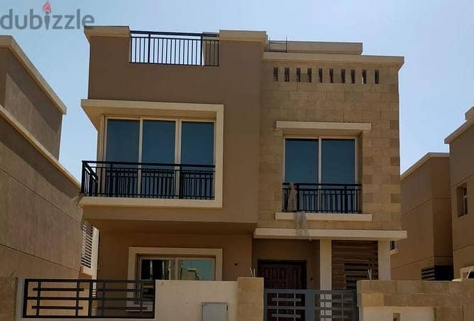 Duplex for sale 224 m + 125 m roof on Suez Road directly and in front of Cairo Airport in installments 1