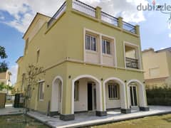 Villa for rent, 6 bedrooms, with kitchen and AC's, view landscape and clubhouse, prime location in Mivida Emaar Compound 0