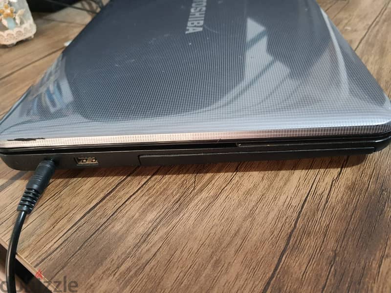 Toshiba C850 laptop i5 3