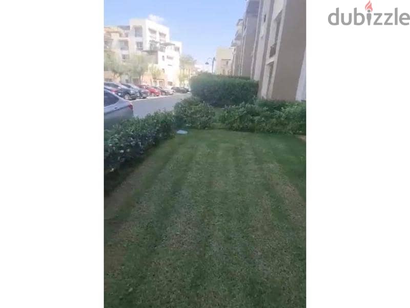Duplex with garden Semi furnished with Acs 4