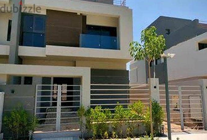 Standalone villa for sale 480m with 7y installments in La Vista Patio Town New Cairo next to AUC   لافيستا باتيو تاون التجمع الخامس 6