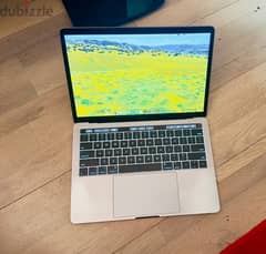 Macbook pro 2019 with touchbar - 13 inch