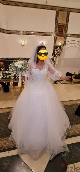 فستان زفاف ارخص من الايجار بالطرحة و التاج 2