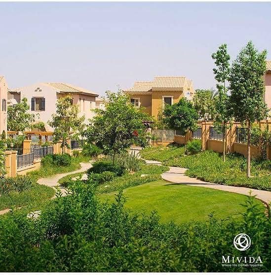 Villa Standalone 244 m Land 425 m prime location Super luxe finishing in Compound Mivida Fifth Settlement. 11