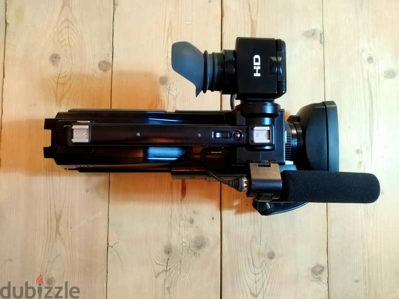 كاميرا  SONY 1500 HD للبيع 4