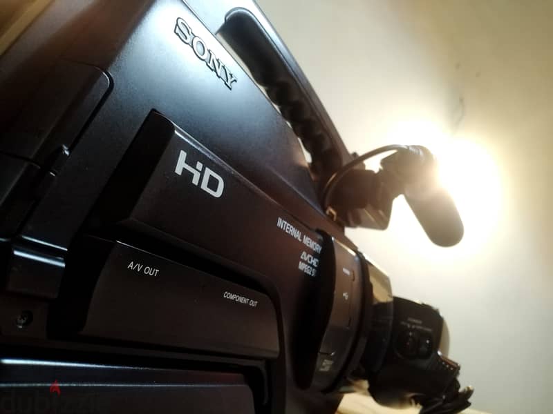 كاميرا  SONY 1500 HD للبيع 6