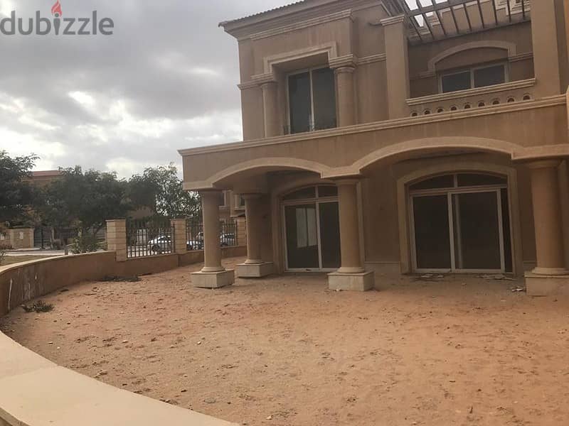 villa stand alone for sale 240m view landscape in royal meadows compound elsheikh zayed 1