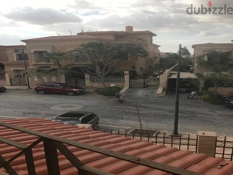 villa stand alone for sale 240m view landscape in royal meadows compound elsheikh zayed 3