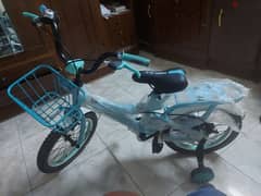 عدد  ٣ دراجات للأطفال للبيع للجادين