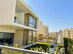 Villa corner overlooking landscape for sale Ready in Marasem New Cairo 0