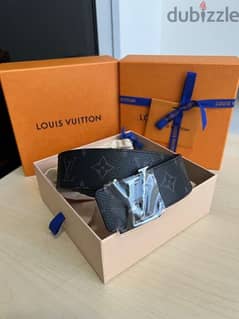 20% sale belt (حزام) Louis Vuitton original all size is available.