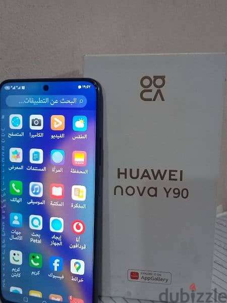 Huawei Nova Y90 3