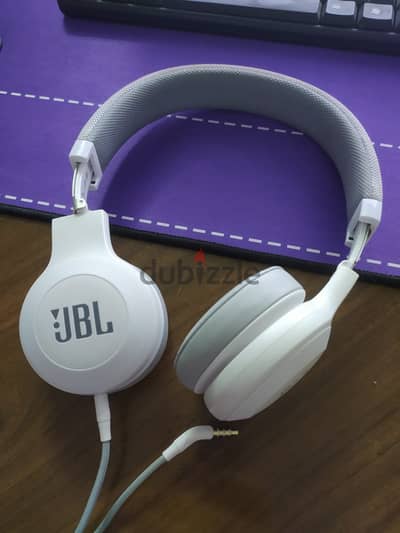 سماعه JBL اصليه بحالتها الاصليه
