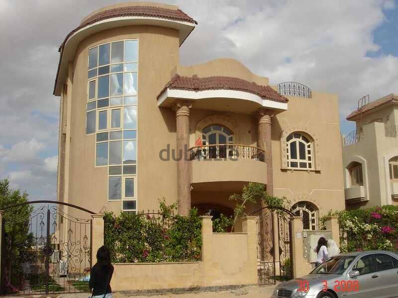 Compound First heights  Townhouse corner Fully finished  Land : 250sqm 11