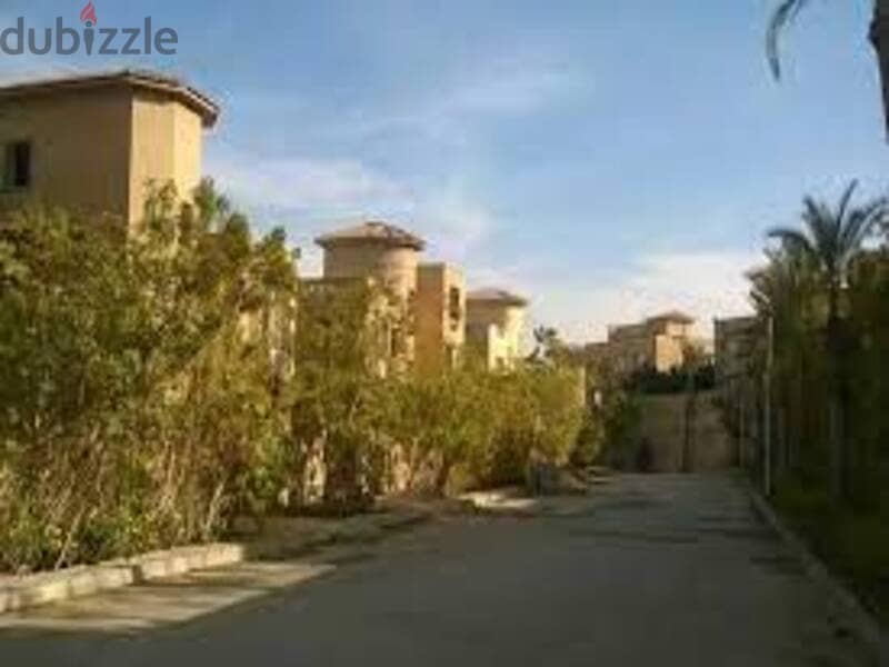 Compound First heights  Townhouse corner Fully finished  Land : 250sqm 16
