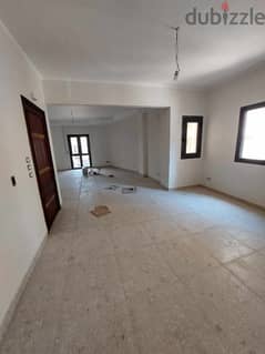Apartment for sale, National Defense Villas, near Mohamed Naguib Axis, Al Diyar Compound, and Al Jazeera Street, minutes from Concord Plaza.  First re