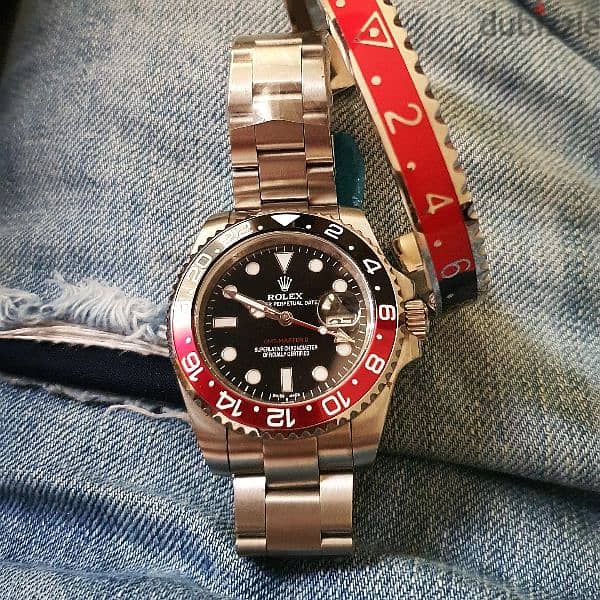 Rolex GMT Red Black bezel 1