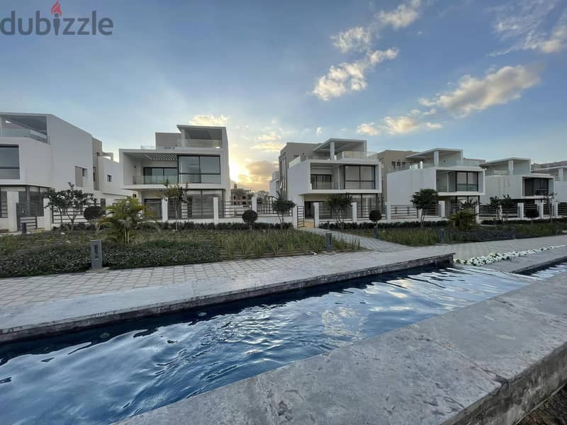 Villa for sale, 250m Ready to move in Al Marasem Fifth Square Compound 5