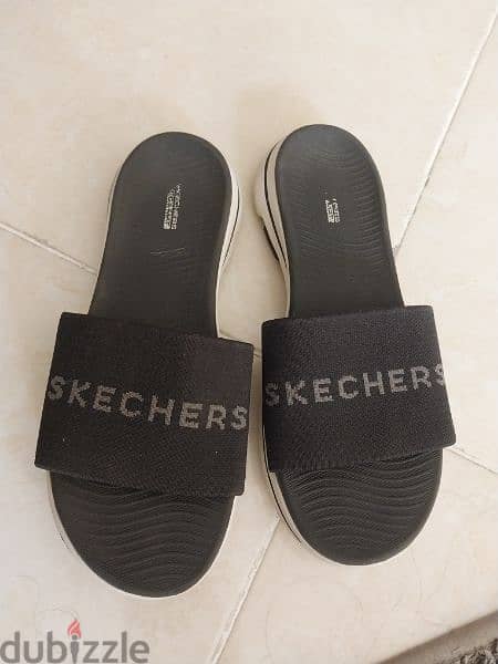 original skechers slipper for woman size 41 1