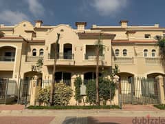 Townhouse for sale in El Patio5,ready to move,214m