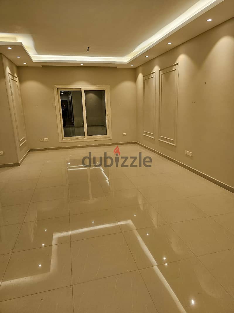 Ultra super lux apartment 4 bedrooms Sami furnished  for rent in very prime location and view - new cairo 2